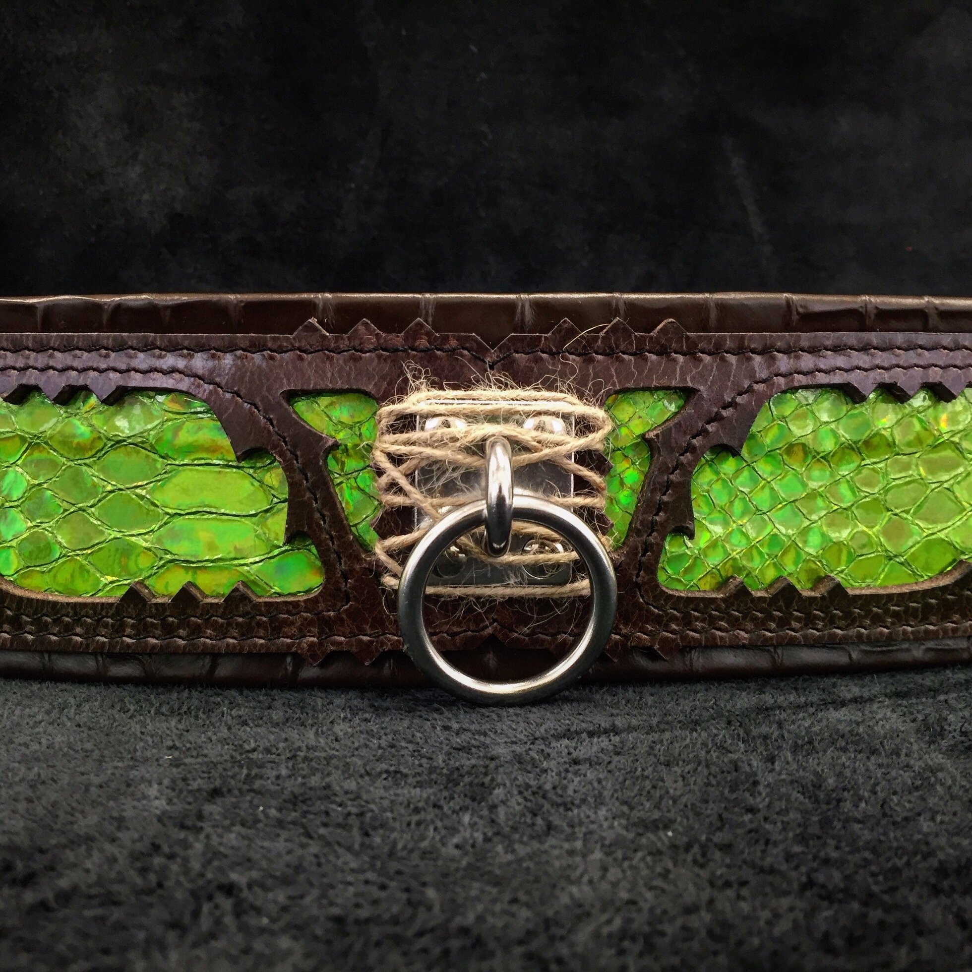 Halsband "Venom" groß